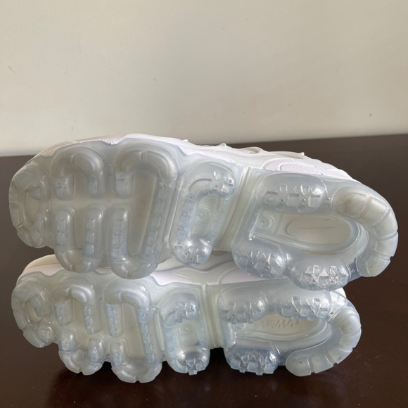 Men’s Nike Air VaporMax Plus Size 8 White - Picture 7 of 7